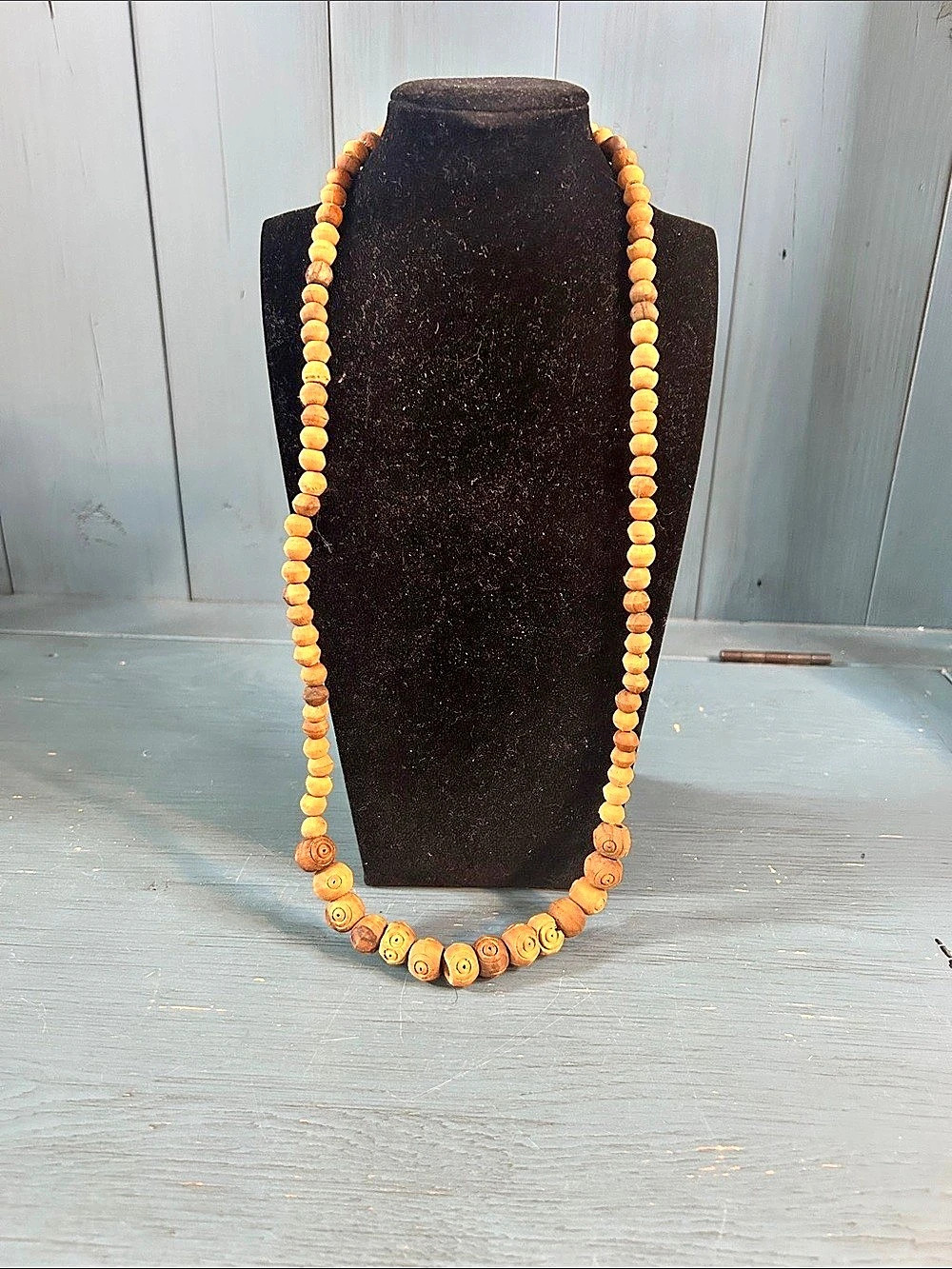 Vintage Carved Wood Bead Necklace in Brown